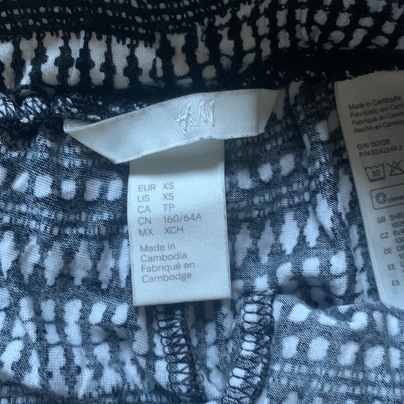 Lightweight Geo Pattern Harem Pants - Picture 4 of 6